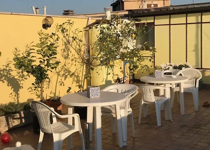 Romana 住宿加早餐酒店 2*