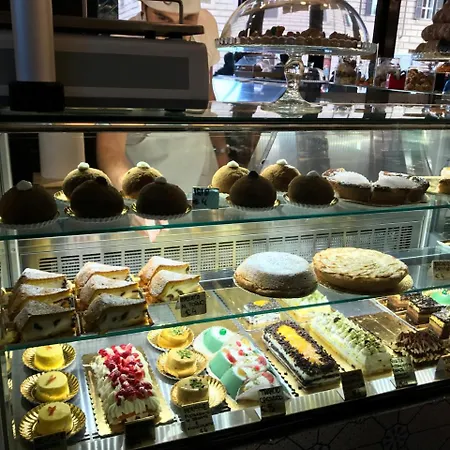 Romana Couette-café 2*