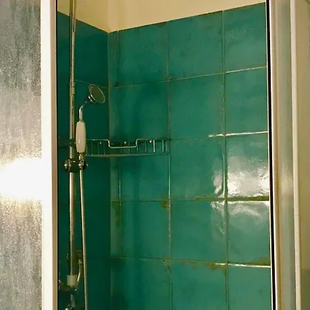 Couette-café Romana 2*